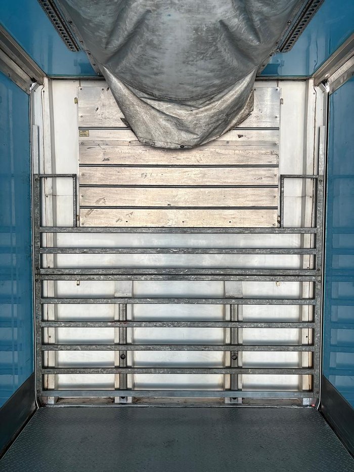 2016 Maxitrans St3 22 Pallet Slide A Side (3 Door)