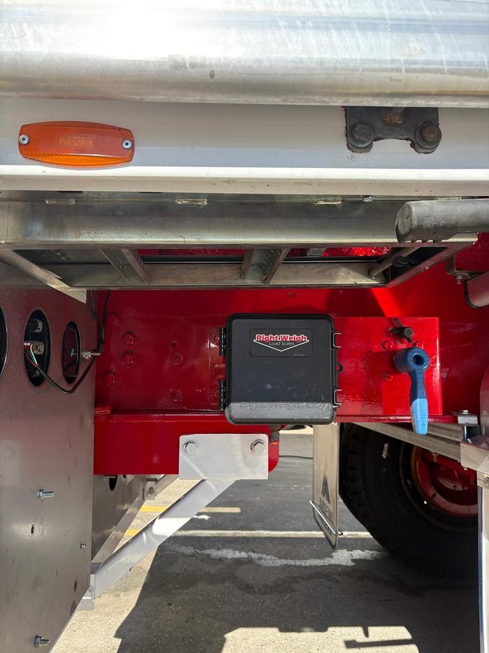 2016 Maxitrans St3 22 Pallet Slide A Side (3 Door)