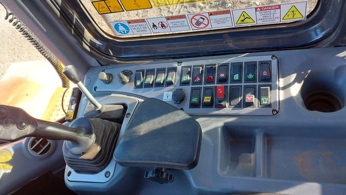 2021 Doosan Dl250tc Orange