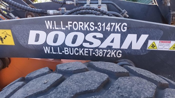 2021 Doosan Dl250tc Orange