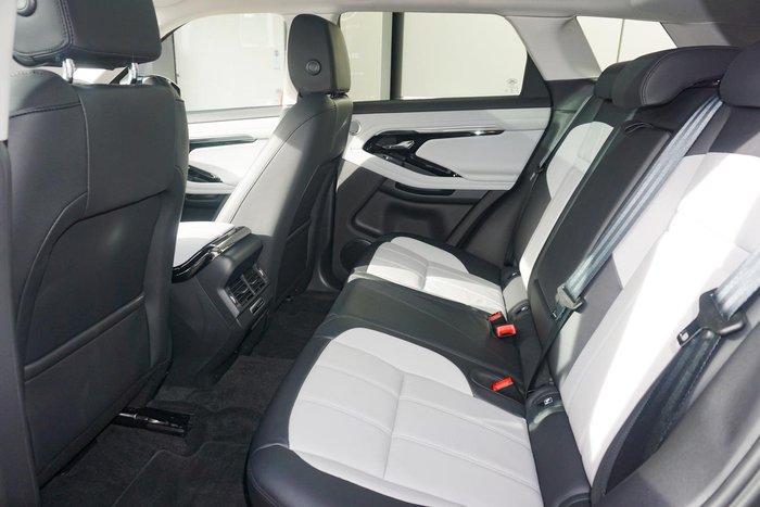 2023 Land Rover Range Rover Evoque P250 R-Dynamic SE