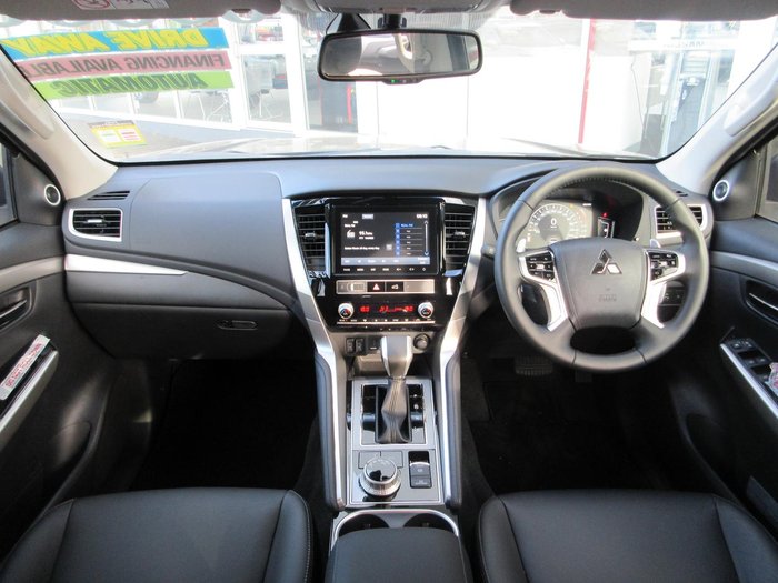 2023 Mitsubishi Pajero Sport GSR
