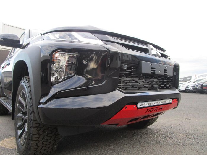 2023 Mitsubishi Triton Xtreme