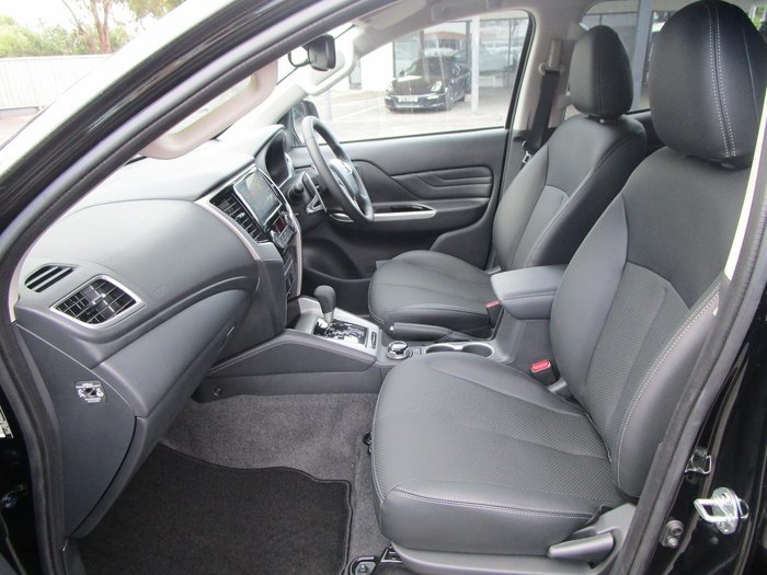 2023 Mitsubishi Triton Xtreme