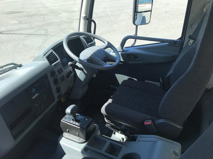 2024 Fuso Fighter 2427 Xxlwb Auto 14 Pallet Curtain Sider FIGHTER 2427 White