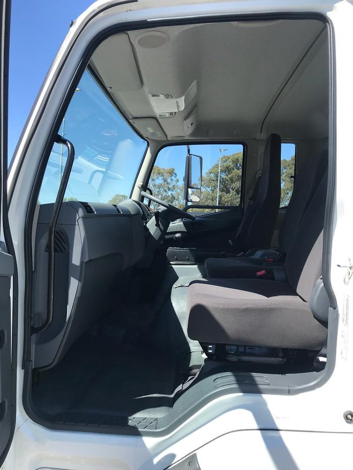 2024 Fuso Fighter 2427 Xxlwb Auto 14 Pallet Curtain Sider FIGHTER 2427 White