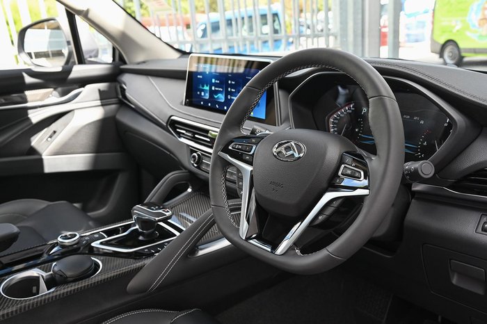 2023 LDV D90 Executive