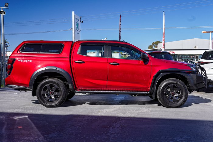 2025 Isuzu D-MAX X-TERRAIN