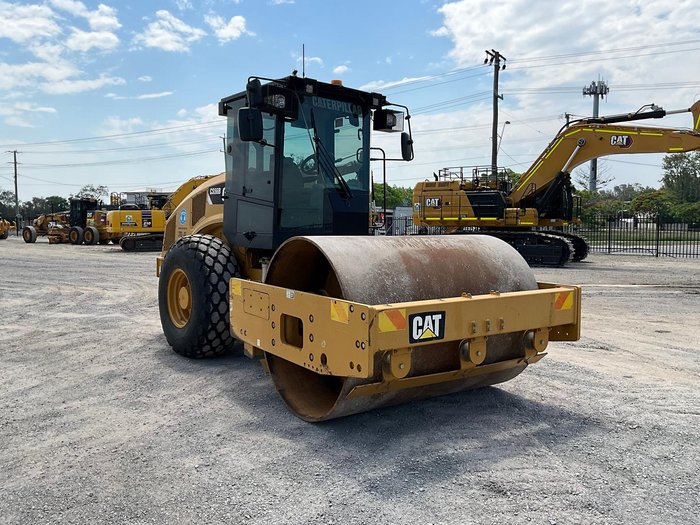 2017 Caterpillar Cs56b