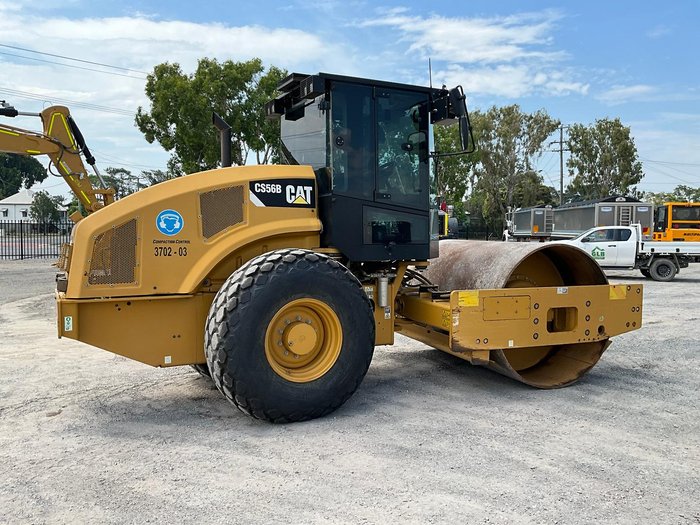 2017 Caterpillar Cs56b