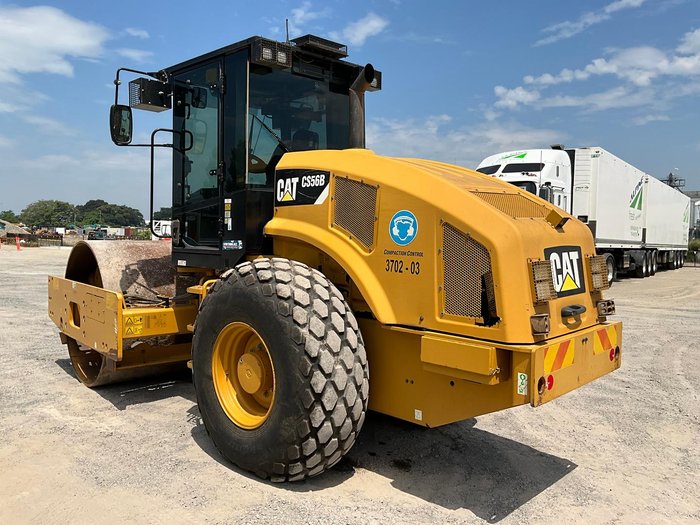 2017 Caterpillar Cs56b