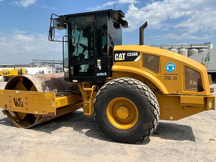 2017 Caterpillar Cs56b