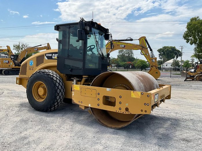 2017 Caterpillar Cs56b