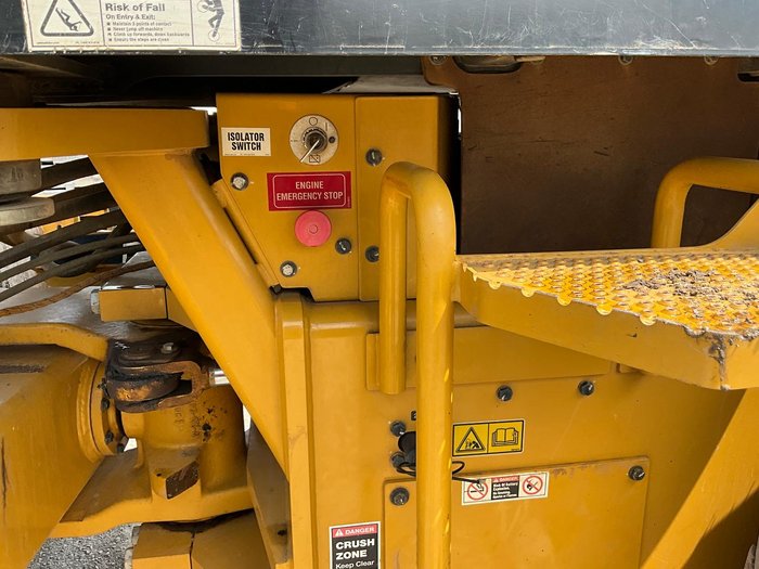 2017 Caterpillar Cs56b
