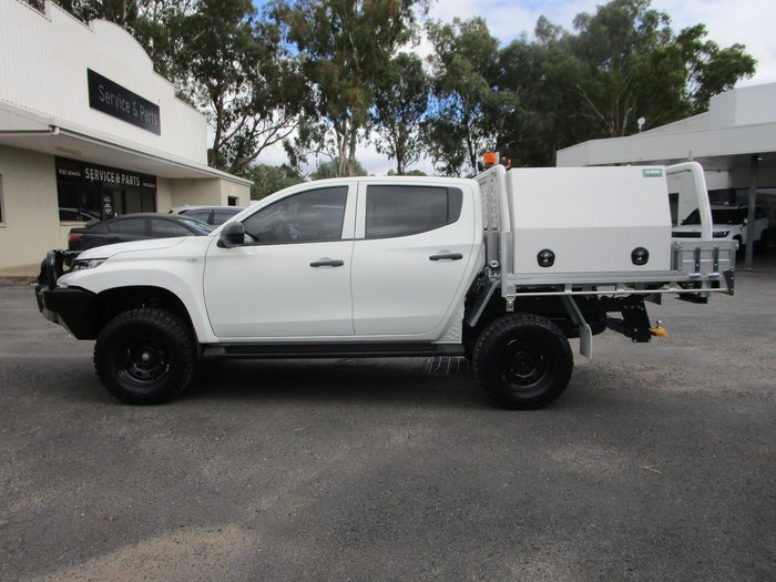 2023 Mitsubishi Triton GLX