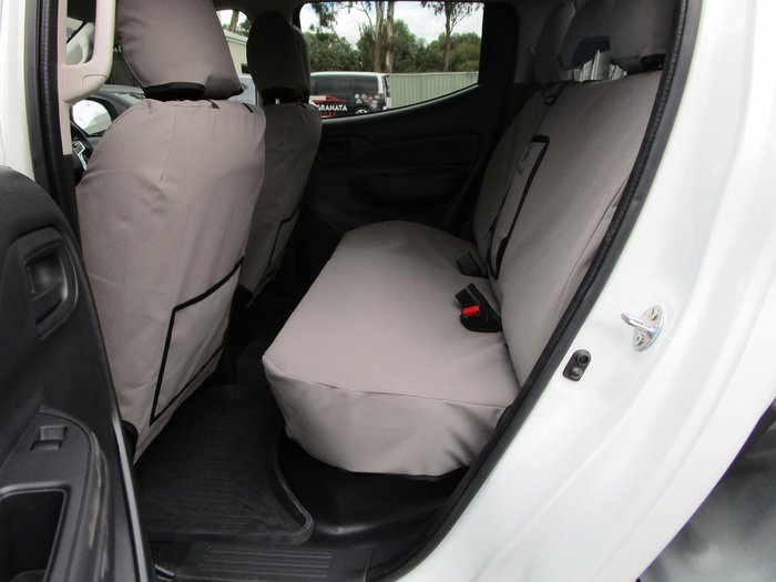 2023 Mitsubishi Triton GLX