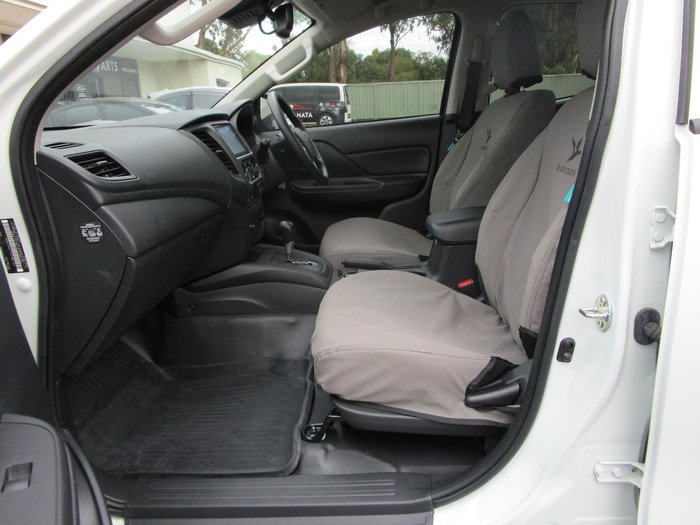 2023 Mitsubishi Triton GLX