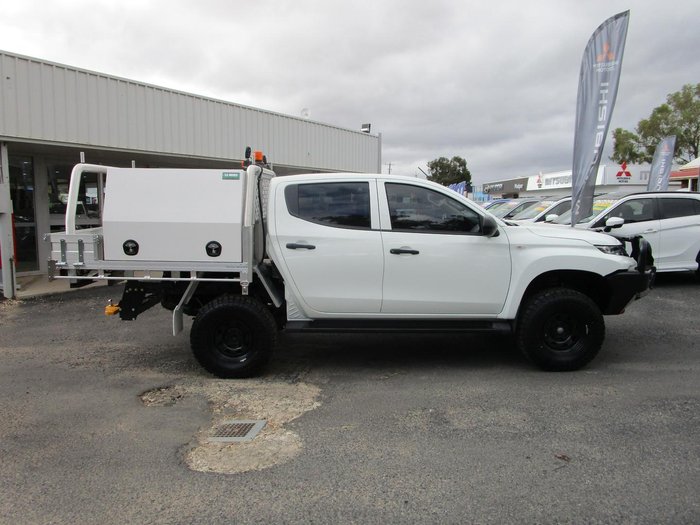 2023 Mitsubishi Triton GLX