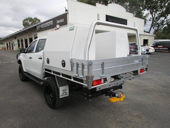 2023 Mitsubishi Triton GLX