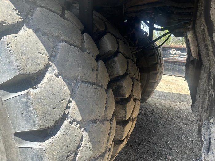 2004 Caterpillar 773E 