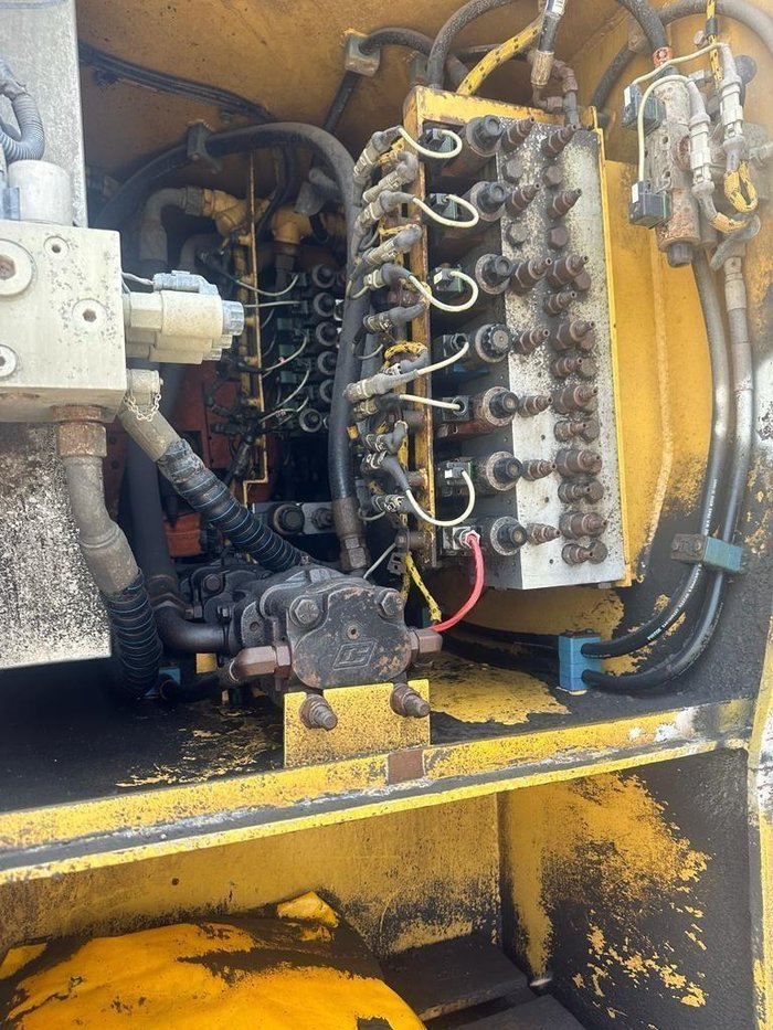2004 Caterpillar 773E 