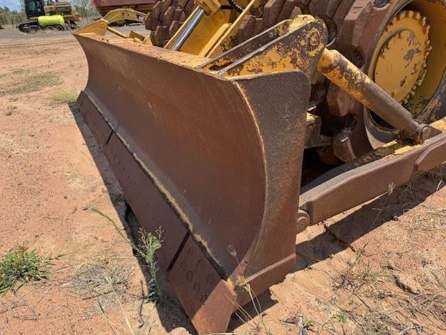 1990 Caterpillar 825C