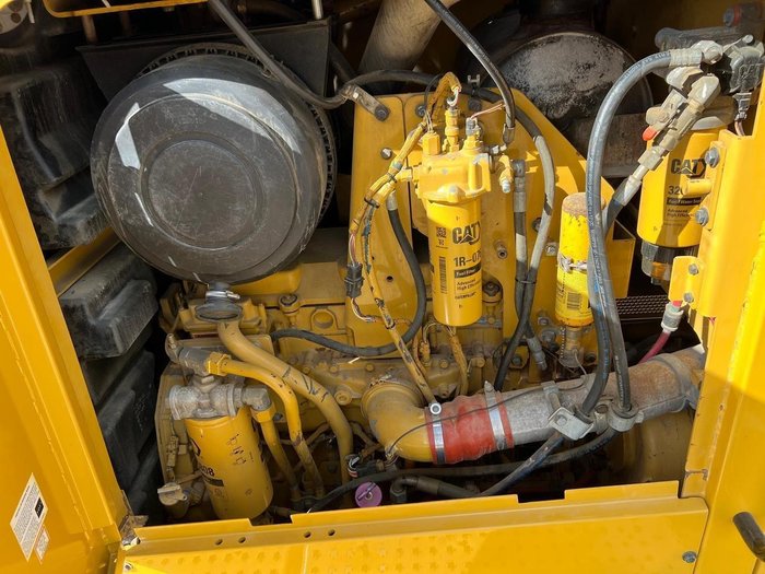 2012 Caterpillar 16M 