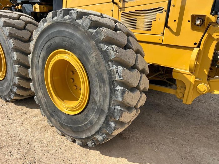 2012 Caterpillar 16M 