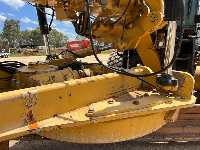 2012 Caterpillar 16M 