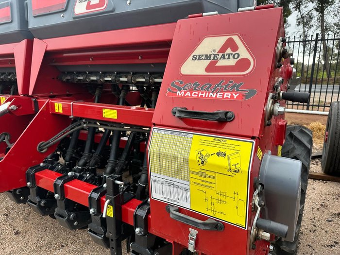 0 Semeato Pd17 Double Disc Seeder RED
