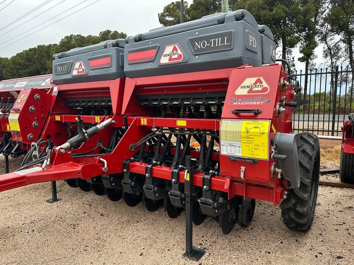 0 Semeato Pd17 Double Disc Seeder RED