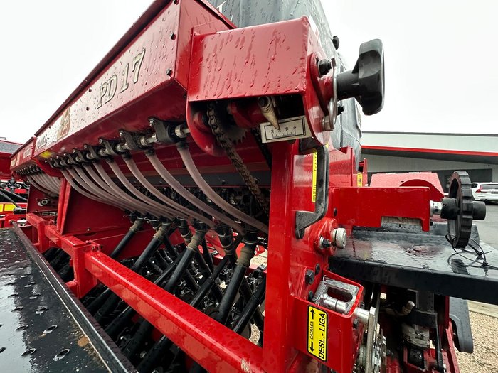 0 Semeato Pd17 Double Disc Seeder RED
