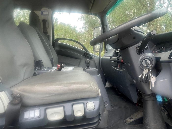 2009 Isuzu Frr 600 WHITE