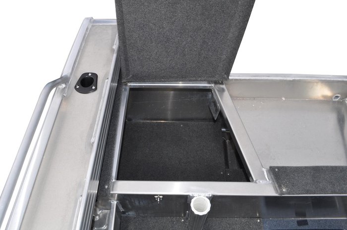 2026 Stacer 429 Outlaw Tiller Steer