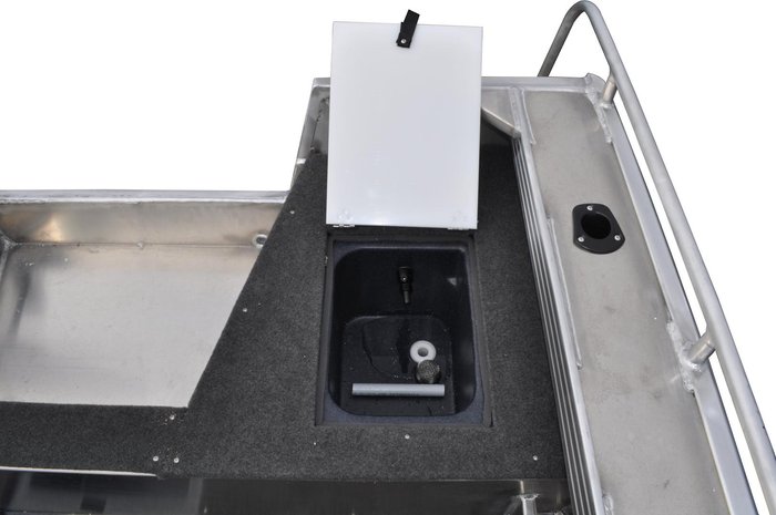 2026 Stacer 429 Outlaw Tiller Steer