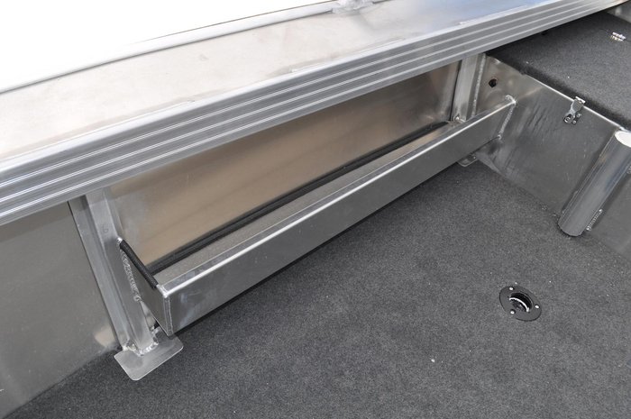 2026 Stacer 429 Outlaw Tiller Steer