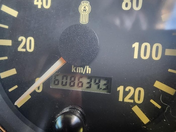 2012 Kenworth T359 440Hp Auto , Hydraulics