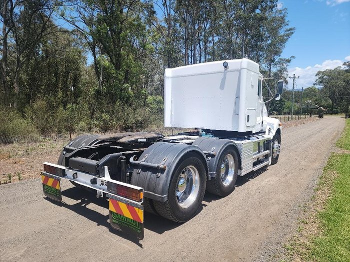 2012 Kenworth T359 440Hp Auto , Hydraulics
