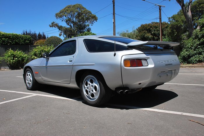 1985 Porsche 928 S (No Series) Polar Silver