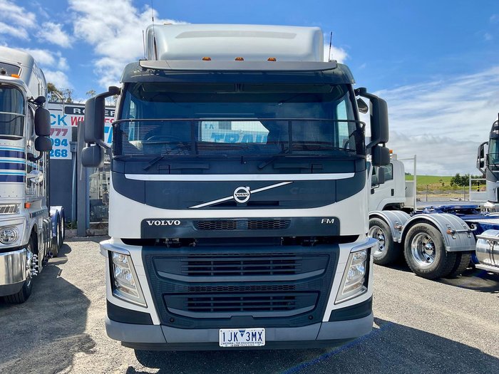 2017 Volvo Fm450 Look 300092 Klm Be Quick $161500+Gst Hist Light Use VOLVO FM450 SLP WHITE