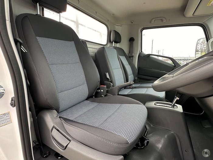 2023 Hyundai Mighty EX4/6 Tray White