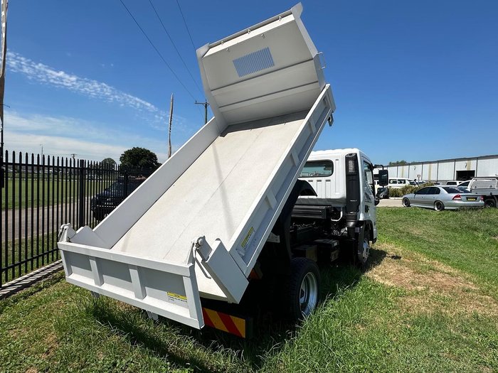 2024 Hyundai Mighty EX4/6 Tipper White