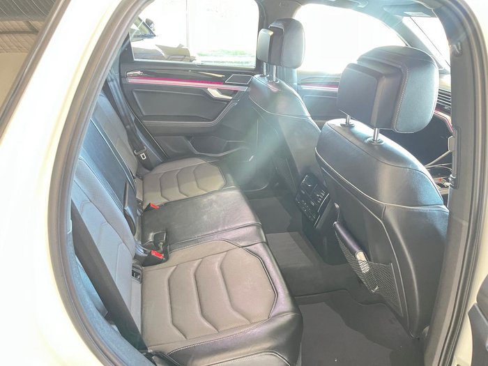 2020 Volkswagen Touareg 190TDI Premium CR MY20 Four Wheel Drive Pure White