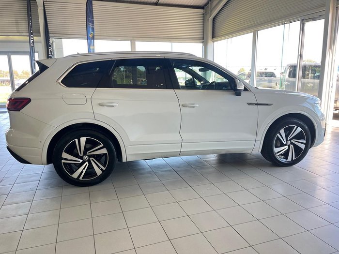 2020 Volkswagen Touareg 190TDI Premium CR MY20 Four Wheel Drive Pure White