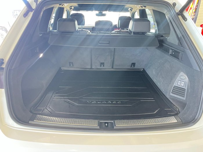 2020 Volkswagen Touareg 190TDI Premium CR MY20 Four Wheel Drive Pure White