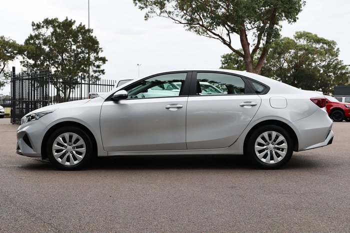2024 Kia Cerato S