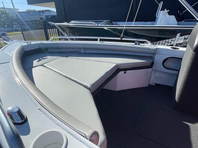 2025 Stacer 449 Crossfire SC SE