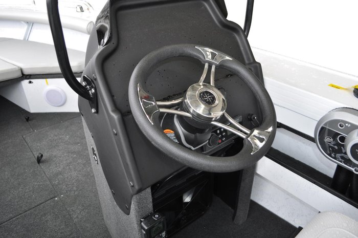 2026 Stacer 589 Crossfire SC SE