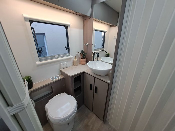 2023 JAYCO JOURNEY 22.68-3.OB.JY-MY23 GREY