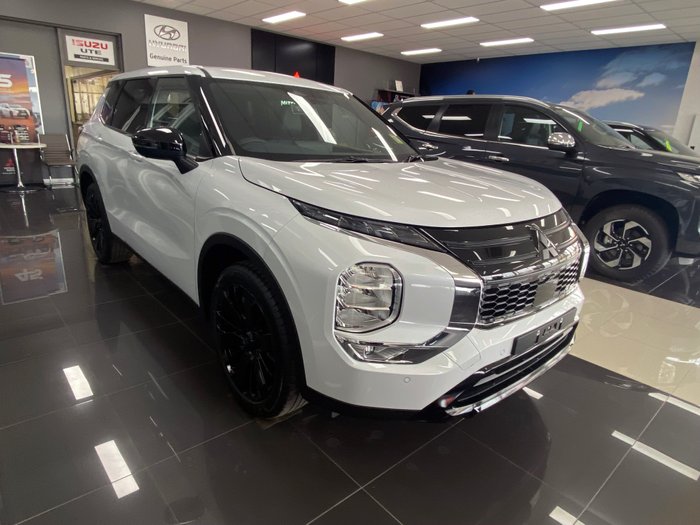 2026 MITSUBISHI Outlander LS BLACK EDN